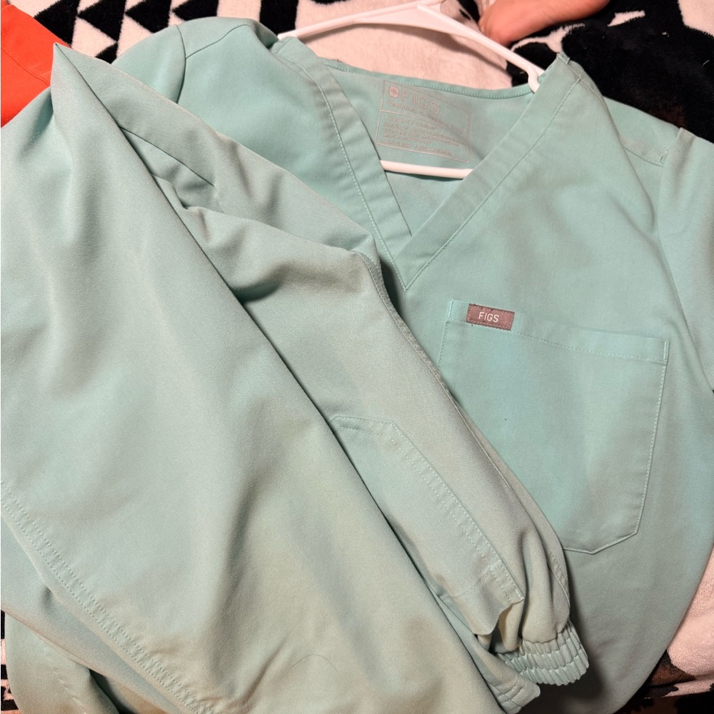 Mint Green Women's Figs scrubs
